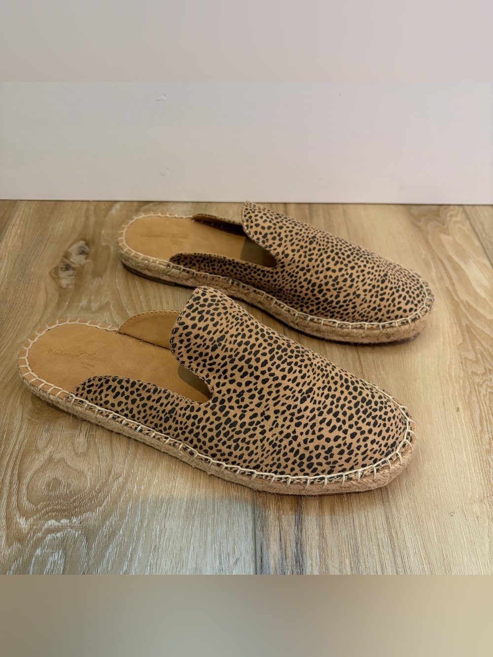 Universal Thread Cheetah Espadrille Mules Leopard Neutral Animal Print Size 9